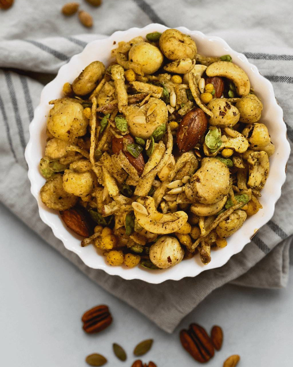 Mixture Rouchi Makhana Mixture Dry Fruits Mixture Namkeen